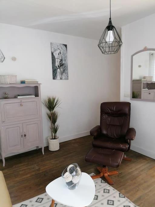 Appartement Chaleureux Avec Parking Gratuit Sarlat Exterior foto